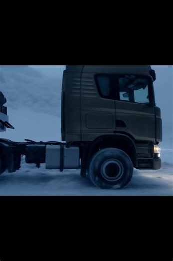 Scania Beast Struggles in a Blizzard: Coal Truck vs. Extreme Snow!