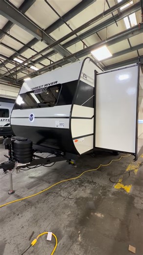 2.5K views · 405 reactions | 2026 Ibex 20FKDS #ibex #traveltrailer #rvtour #gift #rvlife | The RV Hunter | Facebook