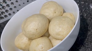 How to make round steamed bread | Dombolo | Ujeqe