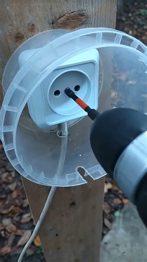 how to install an electrical plug#shorts