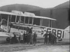 This Is What One Of The First In-Flight Movies Looked Like
