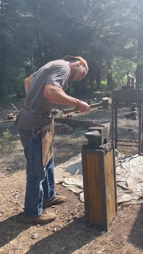 23K reactions · 236 shares | Full edit of forging the Sting sword from Lord of the Rings #blacksmith | White Wolf Forge | Facebook