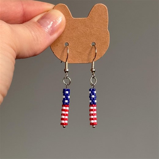 Beaded American Flag Dangle Earrings: Red, Blue & White Independence Day Jewelry - Etsy