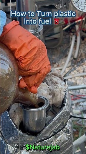 ఈ 22 ఏళ్ల innovator ప్లాస్టిక్‌ని fuel‌గా మార్చేశాడు! unbelievable innovation 🔥