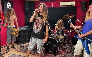 伟大的神作，看哭了！再一次PANTERA - Cemetery Gates ！！！！！