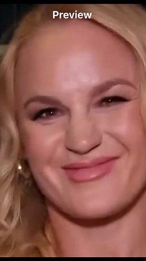 The champ sweetening ufc 107 Champ in yellow went to see the fight#ValentinaShevchenko #ufc #mma #champion #ufc107 | Dulce Araceli Olmedo