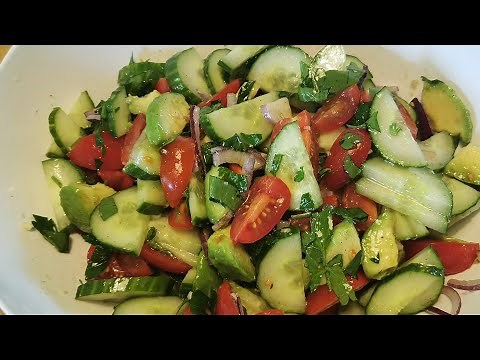 Grüner Salat mit leckerem Dressing