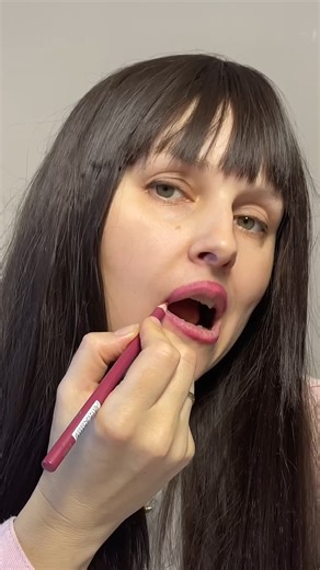 5.7K views · 63 reactions | Try the most BEAUTIFUL TUTORIAL with CLASSIC RED LIPSTICK  #makeuphacks #lipsticktutorial | Mushrooms2.0 | Facebook