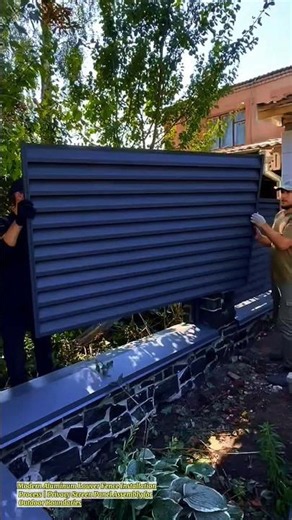 Modern Aluminum Louver Fence Installation Process | Privacy Screen Panel Assembly for Outdoor