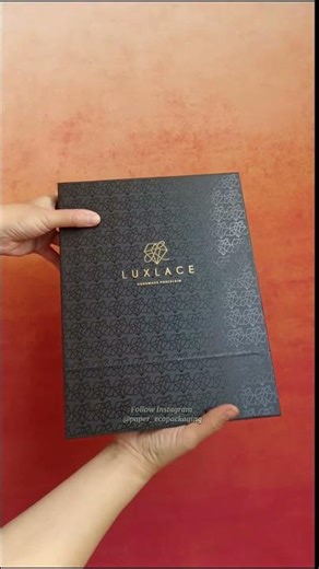 Foldable Boxes That Save Space & Impress Clients ✨