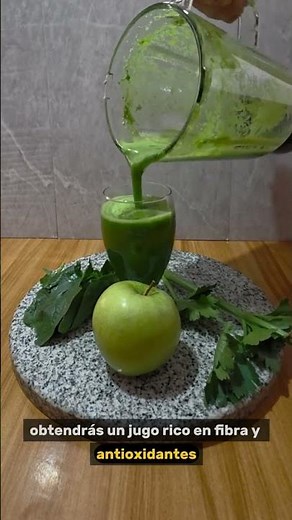 Green Juice to Lower Cholesterol! 🍏 Apple, Celery, and Spinach