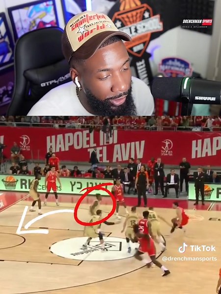 Most fans won’t catch this—but every move in this Hapoel Tel Aviv set was designed. 🏀 Watch closely and see how they tricked Barcelona’s defense. #BasketballAnalysis #FilmBreakdown #HoopIQ #FYP #EuroLeague
