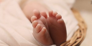 Newborn baby girl found abandoned in bushes, police say