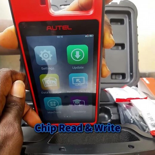 Autel MaxiIM KM100 Advanced Key Programmer and Immobilizer