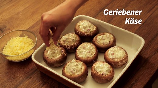 Wie wär's heut mal mit gefüllten Champignons? Die sind low carb und super lecker! :) Hier geht's zum Rezept: https://www.chefkoch.de/video/artikel/4861,0/Chefkoch/Gefuellte-Champignons.html?aid=0c7d2b0b | Chefkoch
