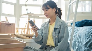 How to choose your first bank account