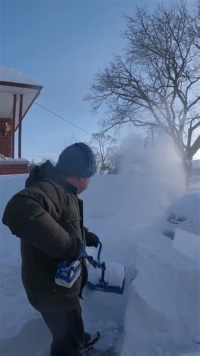 Can a Battery Snow Shovel Handle Deep Winter Storm?