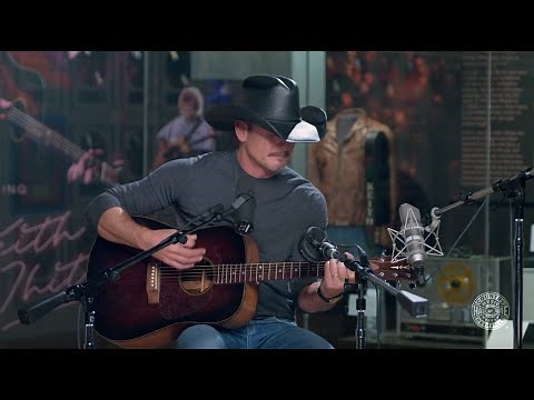 Tim McGraw - Don't Close Your Eyes (Keith Whitley Cover)