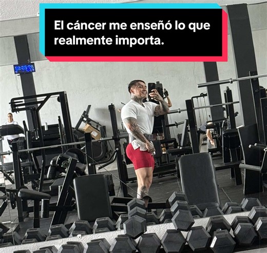 A veces creemos que tenemos todo el tiempo del mundo… hasta que la vida nos pone frente a algo que nos despierta. El cáncer no solo me enfrentó al miedo, también me enseñó una lección que muchos aprendemos demasiado tarde: la vida no se trata de correr, de acumular o de aparentar… se trata de valorar, de amar y de vivir el presente. Porque al final, lo que realmente importa siempre ha estado frente a nosotros. #fyp#fyp #fpr#paratik#tiktokviralncer