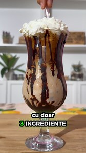 Rețetă Frappe cu 3 Ingrediente • 2 lingurițe Cafea instant • 50 ml Apă • 200 ml Lapte rece Amestecă cafeaua instant cu apa în Blendmix până obții o spumă cremoasă. Ornează un pahar cu topping de ciocolată, adaugă câteva cuburi de gheață, toarnă laptele rece și completează cu spuma de cafea deasupra. Pentru un gust și mai bun, adaugă frișcă. #retete #retetesimple #retetesanatoase #cafea #smoothierecipe | Blendmix Romania