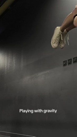 Calisthenics: The Art of Controlling Your Body (and Your Partner's) #fyp #calisthenics #workout #fyp #parati