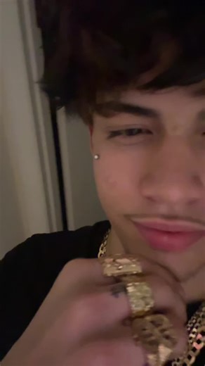 Zazza.tr🪐 (@zazza.trr)’s videos with Love Me - Lil Tecca