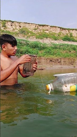 Genius River Fishing with Rat Trap and Bottle