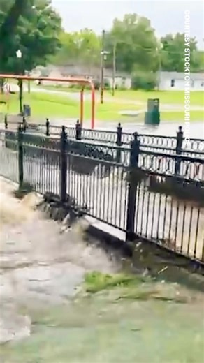 #KOAMflooding Stockton City Park: 5-6” rain in the last 24-hours in areas of Cedar County >> BIT.ly/4n1o2ta - Stockton Missouri Police Department Chief Zak Yokley shares some video. “Stay clear of North St in front of the park as well as Black Walnut, Spring, and Ward St around the park!” — Chief Yokley | Joplin News First