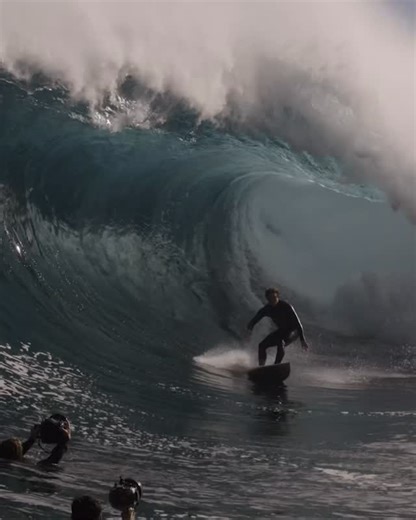 Quiksilver on Instagram: "It takes a lot of planning to put yourself in waves like this — and then you’ve actually swing on one when it comes. @kaelwalsh spent a year quietly chasing swells and stacking clips for his new edit’ Strung,’ which is now playing on @stab — and it’ll be on our YouTube soon. And, yes, it’s an absolute banger."
