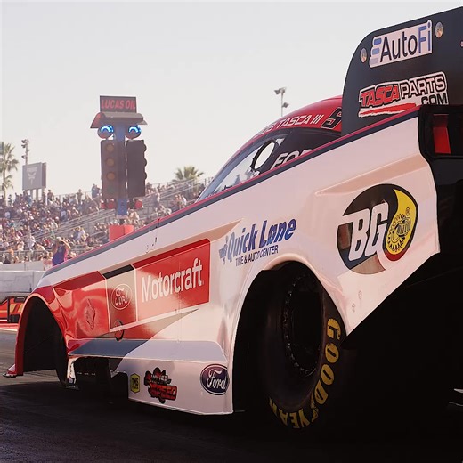 The desert comes alive when the roar of NHRA and 12,000 horsepower hits Firebird Motorsports Park, March 20-22! Get your tickets today to the fastest race in Phoenix this spring. | NHRA