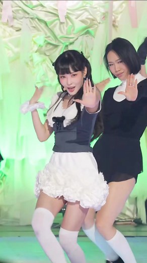 Chungha's Captivating Performance of 'Stress'