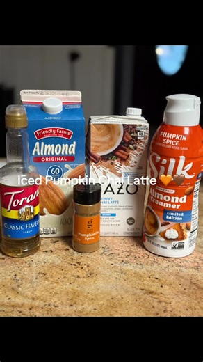 Iced Pumpkin Chai Tea Latte Recipe for Fall 😋