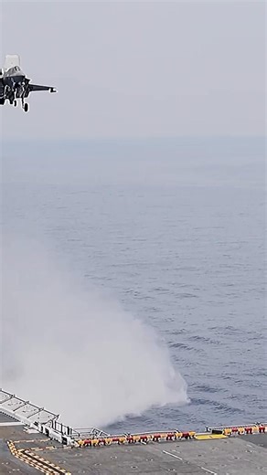 F-35B Lightning II vertical landing 🎥: USMC #vtol #f35 | BBM BBF