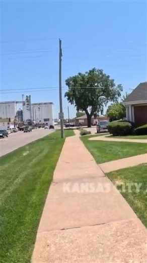 603K views · 14K reactions | STOP RECORDING I Own the Sidewalk Pt2 #karen #FirstAmendmentaudit #funny #karma #cops #fypシ #fyo #reel #rights #FAFO #explorepage | Kansas City Accountability | Facebook