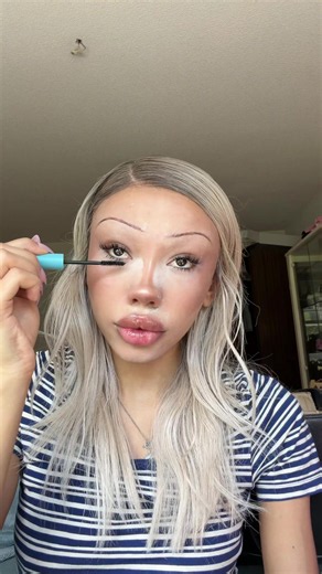 Full Face Makeup Tutorial: The Must-Have Base Makeup Look