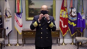 16K views · 397 reactions | HOW TO MAKE YOUR OWN FACEMASK WITH NO SEWING - Courtesy of the Surgeon General Thanks to Marcus Leshock for showing us this video. It's a really easy, simple way to turn any piece of cloth into a facemask with just two rubber bands. | Robin Baumgarten | Facebook