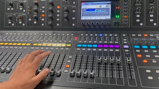 M32调音台混响发送，和返听混响发送