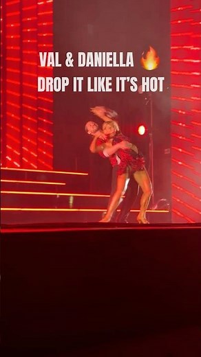 Val & Daniella 🔥 “Drop It Like It’s Hot” Samba | DWTS Live #DWTS