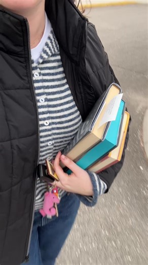 Exploring My Local Library: A Vlog Experience