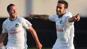 Raúl vuelve a anotar con el New York Cosmos y siguen líderes