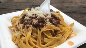 227K views · 97 reactions | The rough and porous pasta douogh embraces a rich and full of history ragù sauce: the recipe of the ragù bolognese was deposited at the Chamber of Commerce of Bologna in 1982, but Tagliatelle alla Bolognese have animated the Emilian families' kitchens since forever. Ragù - The Real Bolognese Sauce #ragù #tagliatelle #ragùbolognese #italianfood #100per100italian #iloveitalianfood | I LOVE ITALIAN FOOD | Facebook