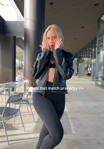 Jordyn Jones and Saskia: Friends That Match Your Energy