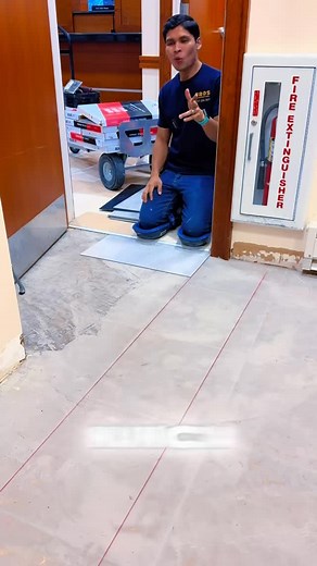 6.6K views · 1.4K reactions | Cómo instalar piso LVT de manera profesional #constructiontips #construction #carpentry #flooring #roofing #painting | The King of flooring | Facebook