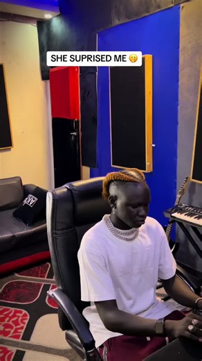 Sister's Amazing Voice Surprises in the Studio