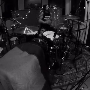457K views · 8.4K reactions | Recording drums #BLINK182 #DRUMSDRUMSDRUMS #LOSANGELES | Travis Barker | Facebook