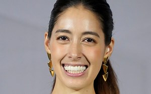 森泉40歳に　「口を開きすぎよ。歯医者の広告じゃないのだから」と…祖母・森英恵が注意した“納得の理由” | 文春オンライン