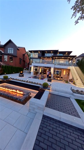 WayUp Media | Content Creation | Social Media Management on Instagram: "Flying through this house with a drone, gives you a cool new perspective. This house is absolutely insane and features one of the coolest backyards with an infinity edge pool waterfall, lit up stairs, entertainment area, multiple fire features overlooking union lake. Drone FPV Pilot: @t_fairbanks"