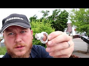 Ford Ranger Wildtrak, Front Runner Slimline II Roof Rack, With Solar Shower Attachment