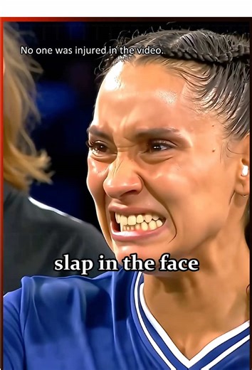 Crazy Clapping Contest#use #funny #slap #powerslap #foryoy