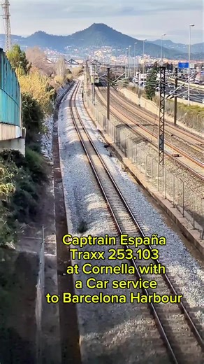 Watch Captrain España TRAXX locomotive 253.103 passing through Cornellà as it hauls a car transport service bound for Barcelona Harbour 🚆🚗 This impressive freight movement highlights modern rail logistics in Catalonia, featuring the powerful TRAXX locomotive operating on one of Spain’s key industrial corridors. Perfect for railfans, freight train enthusiasts, and anyone interested in European rail operations. If you enjoyed the video, don’t forget to like, comment, and subscribe for more Spani